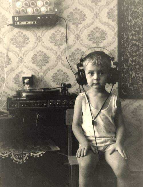 boy_headphones.jpg